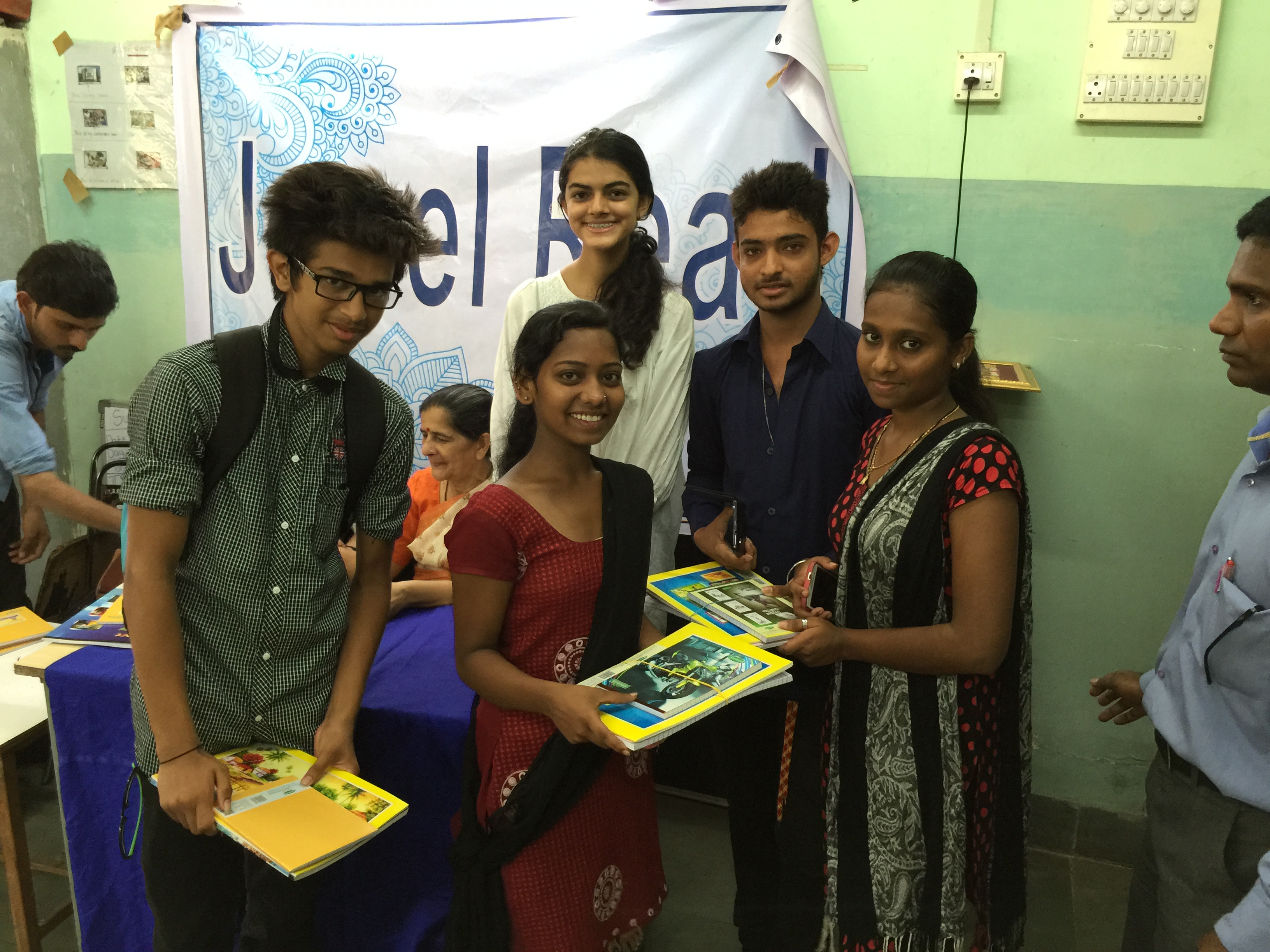 Dia Foundation and JewelRead Book Donation